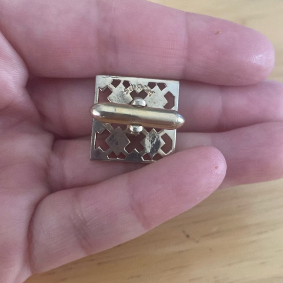 Gold Tone Swank Square Grid Patch Design Cufflinks - Picture 6 of 6